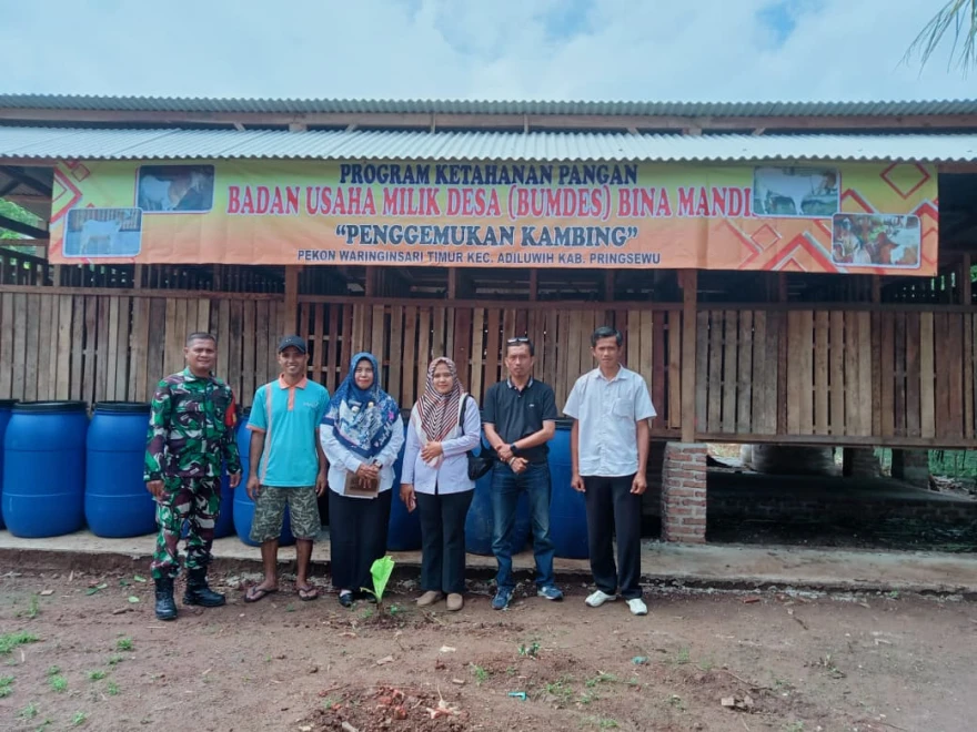 KUNJUNGAN BUMDES BINA MANDIRI UNIT USAHA TERNAK KAMBING DI PEKON WARINGINSARI TIMUR